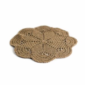 Layer crochet Marrom